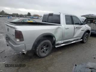 ✅ 2010 Dodge 1500 ST • VIN: 1D7RV1GP5AS260469 • Lot: 84799704. Wystawiony na Copart z przebiegiem 101 860 mil. Bezpłatny archiwum sprzedaży aukcyjnych z USA i szczegółowy raport historii pojazdu na DreamBid. Zdjęcie 3.