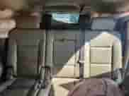 2019 Chevrolet Suburban LT z VIN 1GNSCHKCXKR161435, wystawiony jako Copart lot #90894635 z przebiegiem 189 459 mil mil oraz Czysty tytuł • Clean title. Historia ofert i sprzedaży dostępna na DreamBid. Obrazek 10.