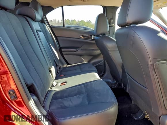 ✅ 2025 Mitsubishi Eclipse Cross SE • VIN: JA4ATWAA6SZ006514 • Лот: 93107615. Опубликован ранее на Copart с пробегом 23 658 миль. Бесплатный доступ к архиву аукционных продаж из США и подробный отчёт об истории автомобиля на DreamBid. Изображение 11.