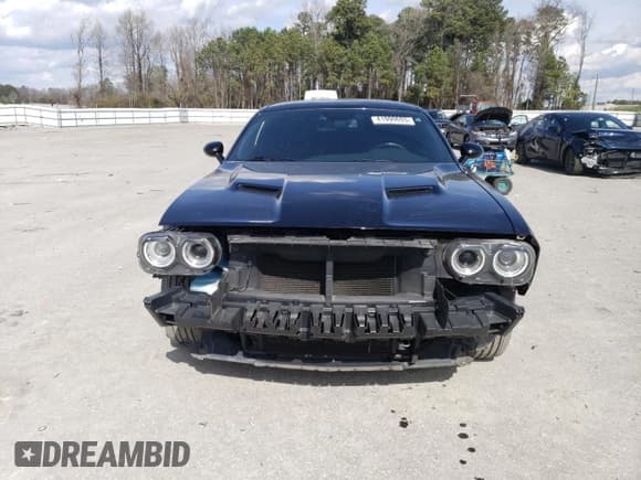 ✅ 2019 Dodge Challenger SXT • VIN: 2C3CDZAG0KH561674 • Lot: 41999693. Wystawiony na Copart z przebiegiem 77 966 mil. Bezpłatny archiwum sprzedaży aukcyjnych z USA i szczegółowy raport historii pojazdu na DreamBid. Zdjęcie 5.