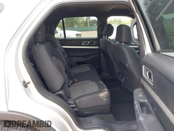 ✅ 2017 Ford Explorer XLT • VIN: 1FM5K7DH1HGC54078 • Lot: 42748822. Listed on IAAI with 136,356 mi. Free auction sales archive from the USA and detailed vehicle history report at DreamBid. Image 8.