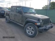 ✅ 2020 Jeep Gladiator Sport S • VIN: 1C6JJTAG0LL162252 • Lot: 43245526. Wystawiony na IAAI z przebiegiem 117 479 mil. Bezpłatny archiwum sprzedaży aukcyjnych z USA i szczegółowy raport historii pojazdu na DreamBid. Zdjęcie 1.
