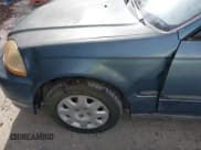 ✅ 1998 Honda Civic DX • VIN: 1HGEJ6522WL016094 • Lot: 43785942. Listed on IAAI with 190,730 mi. Free auction sales archive from the USA and detailed vehicle history report at DreamBid. Image 6.