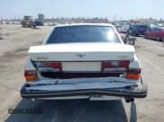 ✅ 1990 Bentley Turbo R • VIN: SCBZR03DXLCX32699 • Lot: 42960582. Wystawiony na IAAI z przebiegiem 38 147 mil. Bezpłatny archiwum sprzedaży aukcyjnych z USA i szczegółowy raport historii pojazdu na DreamBid. Zdjęcie 16.