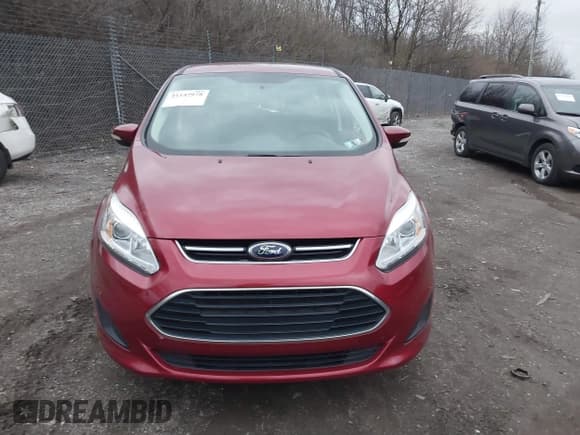 ✅ 2017 Ford C-Max SE • VIN: 1FADP5EU2HL111316 • Lot: 41147978. Wystawiony na IAAI z przebiegiem 60 948 mil. Bezpłatny archiwum sprzedaży aukcyjnych z USA i szczegółowy raport historii pojazdu na DreamBid. Zdjęcie 12.