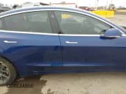 ✅ 2018 Tesla Model 3 Long Range Battery • VIN: 5YJ3E1EAXJF034200 • Lot: 43890914. Wystawiony na IAAI z przebiegiem 67 702 mil. Bezpłatny archiwum sprzedaży aukcyjnych z USA i szczegółowy raport historii pojazdu na DreamBid. Zdjęcie 13.