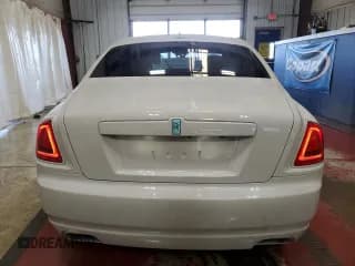 ✅ 2011 Rolls-Royce Ghost • VIN: SCA664S53BUX49600 • Lot: 85953614. Wystawiony na Copart z przebiegiem 45 937 mil. Bezpłatny archiwum sprzedaży aukcyjnych z USA i szczegółowy raport historii pojazdu na DreamBid. Zdjęcie 6.