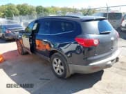 ✅ 2011 Chevrolet Traverse 2LT • VIN: 1GNKVJED8BJ167092 • Lot: 43350685. Wystawiony na IAAI z przebiegiem Nie podano. Bezpłatny archiwum sprzedaży aukcyjnych z USA i szczegółowy raport historii pojazdu na DreamBid. Zdjęcie 3.