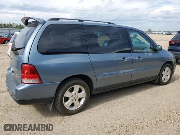 ✅ 2005 Ford Freestar • VIN: 2FMZA57235BA47842 • Lot: 68944215. Wystawiony na Copart z przebiegiem 124 332 mil. Bezpłatny archiwum sprzedaży aukcyjnych z USA i szczegółowy raport historii pojazdu na DreamBid. Zdjęcie 3.