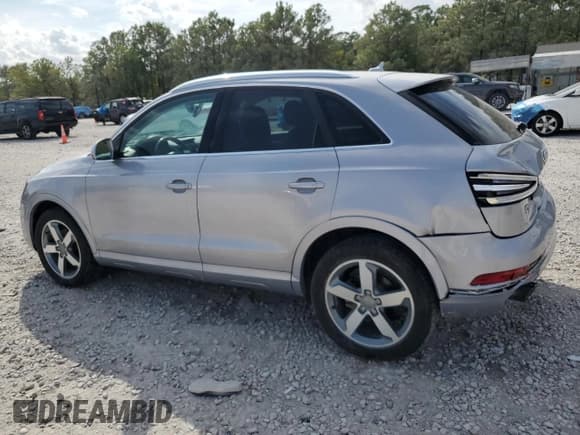 ✅ 2015 Audi Q3 Premium Plus • VIN: WA1EFCFS3FR005836 • Lot: 90062515. Listed on Copart with 91,260 mi. Free auction sales archive from the USA and detailed vehicle history report at DreamBid. Image 2.