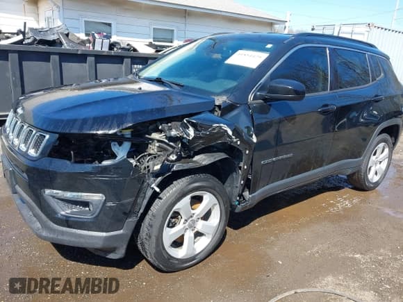 ✅ 2021 Jeep Compass Altitude • VIN: 3C4NJDBB8MT558325 • Lot: 41854429. Wystawiony na IAAI z przebiegiem 127 715 mil. Bezpłatny archiwum sprzedaży aukcyjnych z USA i szczegółowy raport historii pojazdu na DreamBid. Zdjęcie 6.