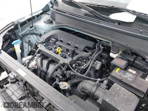 ✅ 2025 Hyundai Venue SEL • VIN: KMHRC8A37SU355454 • Lot: 41710423. Listed on IAAI with 4,322 mi. Free auction sales archive from the USA and detailed vehicle history report at DreamBid. Image 10.