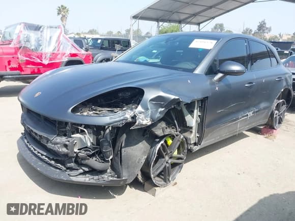 ✅ 2021 Porsche Macan • VIN: WP1AA2A55MLB14375 • Лот: 42451578. Опубликован ранее на IAAI с пробегом 48 930 миль. Бесплатный доступ к архиву аукционных продаж из США и подробный отчёт об истории автомобиля на DreamBid. Изображение 18.