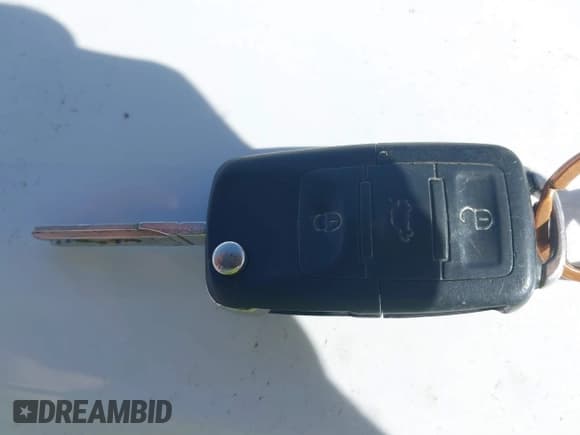 ✅ 2007 Volkswagen Beetle • VIN: 3VWSF31Y67M415499 • Lot: 41500540. Listed on IAAI with 125,144 mi. Free auction sales archive from the USA and detailed vehicle history report at DreamBid. Image 11.