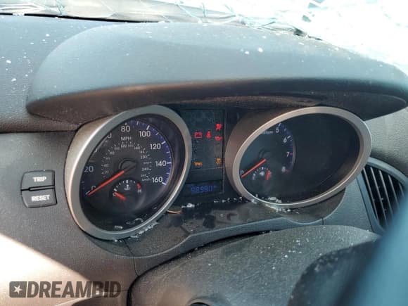 ✅ 2010 Hyundai Genesis Coupe R-Spec • VIN: KMHHT6KDXAU026379 • Lot: 46516435. Wystawiony na Copart z przebiegiem 98 990 mil. Bezpłatny archiwum sprzedaży aukcyjnych z USA i szczegółowy raport historii pojazdu na DreamBid. Zdjęcie 9.