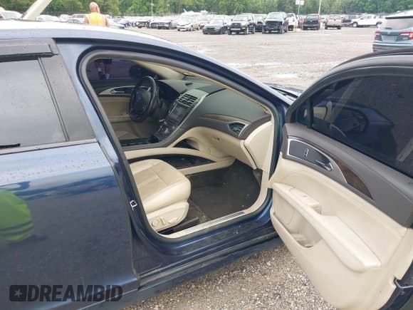 ✅ 2017 Lincoln MKZ Reserve • VIN: 3LN6L5F93HR644894 • Lot: 42634405. Wystawiony na IAAI z przebiegiem 127 139 mil. Bezpłatny archiwum sprzedaży aukcyjnych z USA i szczegółowy raport historii pojazdu na DreamBid. Zdjęcie 5.