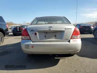 2001 Hyundai Elantra GLS z VIN KMHDN45D71U057338, wystawiony jako Copart lot #79084024 z przebiegiem 137 887 mil mil oraz Szkoda całkowita • Salvage title. Historia ofert i sprzedaży dostępna na DreamBid. Obrazek 6.