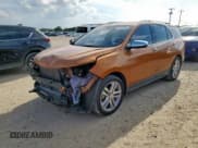 ✅ 2018 Chevrolet Equinox Premier • VIN: 2GNAXMEV2J6220185 • Лот: 81576765. Опубликован ранее на Copart с пробегом 129 975 миль. Бесплатный доступ к архиву аукционных продаж из США и подробный отчёт об истории автомобиля на DreamBid. Изображение 1.