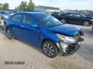 ✅ 2022 Kia Rio S • VIN: 3KPA24ADXNE507025 • Lot: 43186929. Wystawiony na IAAI z przebiegiem 51 932 mil. Bezpłatny archiwum sprzedaży aukcyjnych z USA i szczegółowy raport historii pojazdu na DreamBid. Zdjęcie 1.