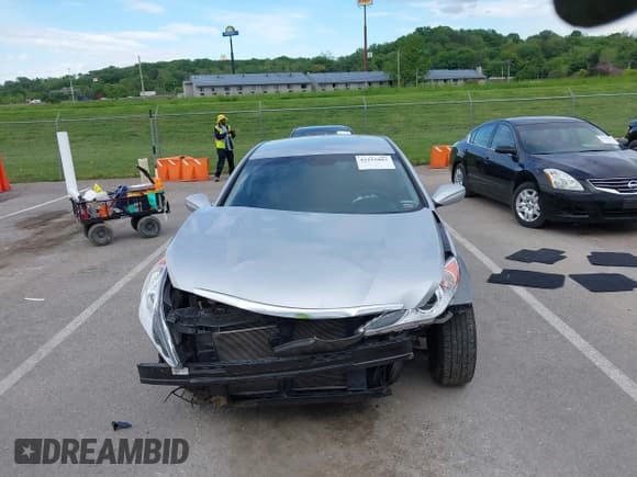 ✅ 2011 Hyundai Sonata GLS • VIN: 5NPEB4AC1BH177646 • Лот: 42212883. Опубликован ранее на IAAI с пробегом 67 074 миль. Бесплатный доступ к архиву аукционных продаж из США и подробный отчёт об истории автомобиля на DreamBid. Изображение 13.