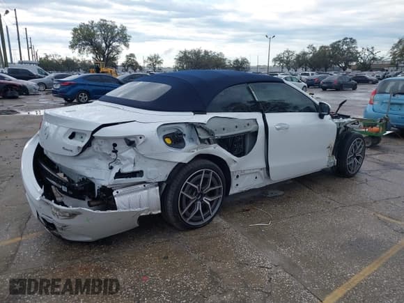 ✅ 2023 Mercedes-Benz E 450 • VIN: W1K1K5KB0PF208127 • Лот: 41651543. Опубликован ранее на IAAI с пробегом 7 086 миль. Бесплатный доступ к архиву аукционных продаж из США и подробный отчёт об истории автомобиля на DreamBid. Изображение 4.