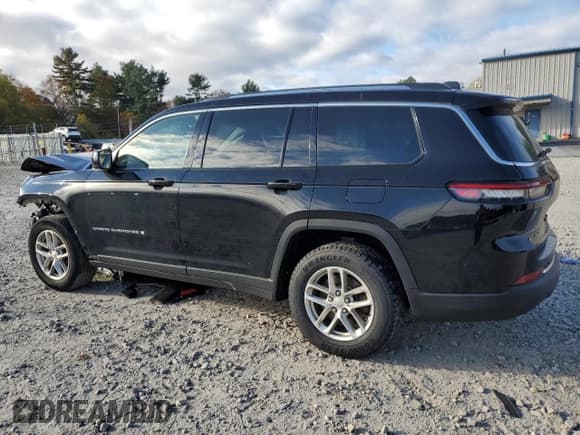 ✅ 2022 Jeep Grand Cherokee Laredo • VIN: 1C4RJKAG0N8623705 • Lot: 90121565. Wystawiony na Copart z przebiegiem 40 108 mil. Bezpłatny archiwum sprzedaży aukcyjnych z USA i szczegółowy raport historii pojazdu na DreamBid. Zdjęcie 2.