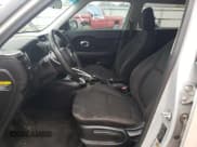 ✅ 2016 Kia Soul • VIN: KNDJN2A25G7865596 • Lot: 81656445. Listed on Copart with 101,377 mi. Free auction sales archive from the USA and detailed vehicle history report at DreamBid. Image 7.