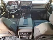 ✅ 2024 GMC Hummer EV 3X • VIN: 1GKB0RDC9RU101646 • Lot: 61693865. Listed on Copart with 14,884 mi. Free auction sales archive from the USA and detailed vehicle history report at DreamBid. Image 8.