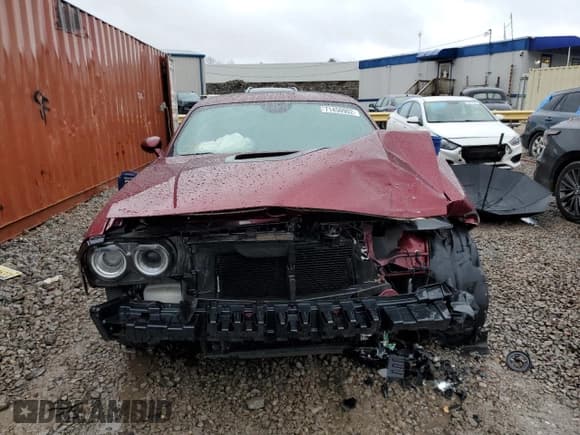 ✅ 2018 Dodge Challenger R/T Scat Pack • VIN: 2C3CDZFJ8JH288129 • Lot: 71450902. Wystawiony na Copart z przebiegiem 65 701 mil. Bezpłatny archiwum sprzedaży aukcyjnych z USA i szczegółowy raport historii pojazdu na DreamBid. Zdjęcie 5.