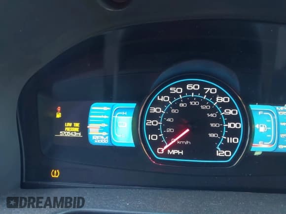 ✅ 2011 Ford Fusion Hybrid • VIN: 3FADP0L31BR178592 • Lot: 41800821. Listed on IAAI with 57,054 mi. Free auction sales archive from the USA and detailed vehicle history report at DreamBid. Image 7.