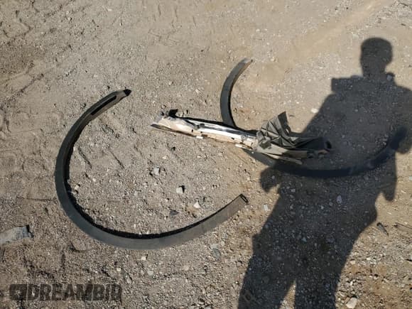 ✅ 2023 Tesla Model Y Long Range • VIN: 7SAYGDEE5PF624188 • Lot: 87409915. Wystawiony na Copart z przebiegiem 61 247 mil. Bezpłatny archiwum sprzedaży aukcyjnych z USA i szczegółowy raport historii pojazdu na DreamBid. Zdjęcie 13.