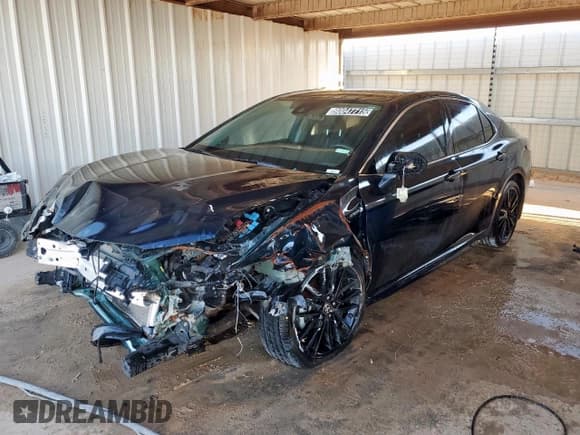 ✅ 2021 Toyota Camry Hybrid XSE • VIN: 4T1K31AK5MU029106 • Лот: 90047715. Опубликован ранее на Copart с пробегом 31 922 миль. Бесплатный доступ к архиву аукционных продаж из США и подробный отчёт об истории автомобиля на DreamBid. Изображение 1.