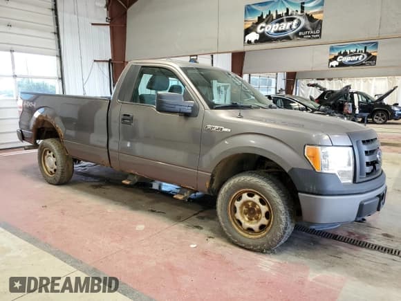 ✅ 2011 Ford F-150 XL • VIN: 1FTMF1EM6BKE03750 • Lot: 60370405. Listed on Copart with 107,036 mi. Free auction sales archive from the USA and detailed vehicle history report at DreamBid. Image 4.