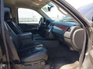 ✅ 2008 Chevrolet Avalanche LTZ • VIN: 3GNEC12088G135838 • Lot: 43054541. Listed on IAAI with 199,397 mi. Free auction sales archive from the USA and detailed vehicle history report at DreamBid. Image 5.