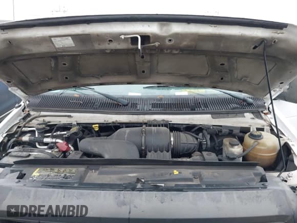 ✅ 2011 Ford Econoline Cargo Commercial • VIN: 1FTNE1EW3BDA66371 • Lot: 43733434. Wystawiony na IAAI z przebiegiem 235 646 mil. Bezpłatny archiwum sprzedaży aukcyjnych z USA i szczegółowy raport historii pojazdu na DreamBid. Zdjęcie 10.