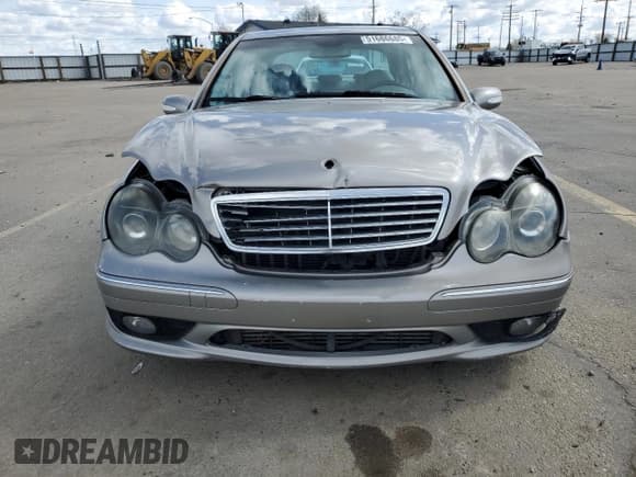 ✅ 2005 Mercedes-Benz C 230 Kompressor • VIN: WDBRF40J65F597194 • Lot: 51686685. Wystawiony na Copart z przebiegiem 147 274 mil. Bezpłatny archiwum sprzedaży aukcyjnych z USA i szczegółowy raport historii pojazdu na DreamBid. Zdjęcie 5.