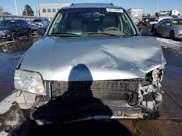 2006 Mercury Mariner Luxury с VIN 4M2CU56176KJ09951, выставлен на аукционе Copart как лот 42716485 с пробегом 144 615 миль миль и Списание • Salvage title. История ставок и продаж доступна на DreamBid. Изображение 5.