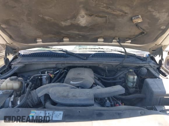 ✅ 2002 Chevrolet Suburban LS • VIN: 3GNEC16Z72G223490 • Лот: 42254936. Опубликован ранее на IAAI с пробегом 280 306 миль. Бесплатный доступ к архиву аукционных продаж из США и подробный отчёт об истории автомобиля на DreamBid. Изображение 10.