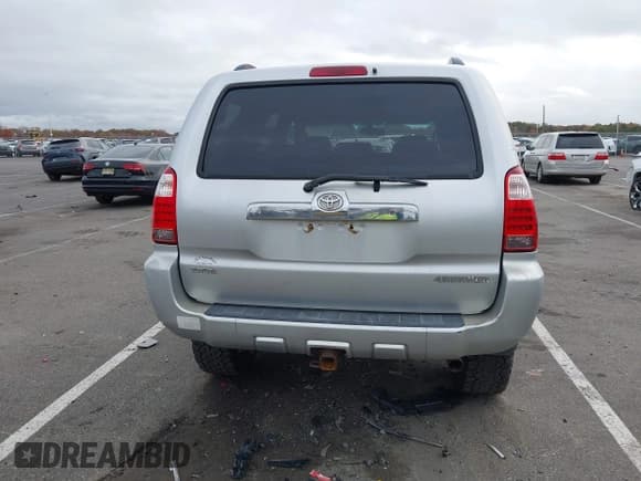 ✅ 2006 Toyota 4Runner SR5 • VIN: JTEBU14R768064540 • Lot: 43574231. Listed on IAAI with 213,766 mi. Free auction sales archive from the USA and detailed vehicle history report at DreamBid. Image 16.