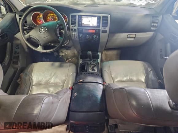 ✅ 2006 Toyota 4Runner Limited • VIN: JTEBT17R368034854 • Lot: 95925835. Listed on Copart with 206,653 mi. Free auction sales archive from the USA and detailed vehicle history report at DreamBid. Image 8.