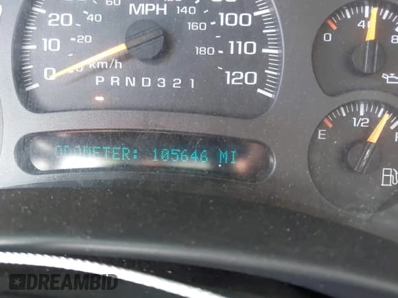 ✅ 2006 Chevrolet Silverado 2500HD LT2 • VIN: 1GCHK29U16E207166 • Lot: 42068401. Listed on IAAI with 105,646 mi. Free auction sales archive from the USA and detailed vehicle history report at DreamBid. Image 16.