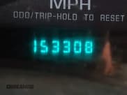 ✅ 2000 Chevrolet Blazer LT • VIN: 1GNDT13W8Y2331382 • Lot: 40840945. Wystawiony na IAAI z przebiegiem 153 308 mil. Bezpłatny archiwum sprzedaży aukcyjnych z USA i szczegółowy raport historii pojazdu na DreamBid. Zdjęcie 15.