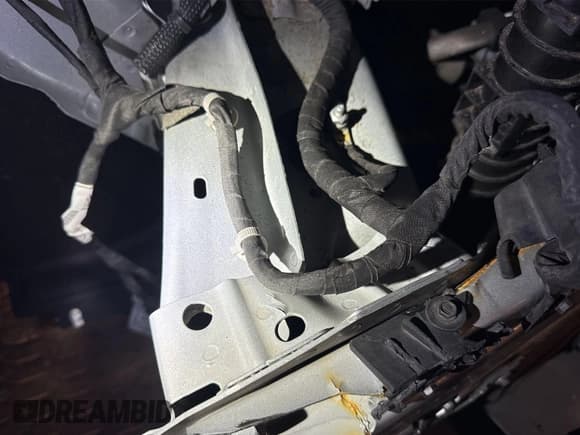 ✅ 2023 Chevrolet Traverse LT Cloth • VIN: 1GNEVGKW5PJ266885 • Lot: 43681024. Wystawiony na IAAI z przebiegiem 63 202 mil. Bezpłatny archiwum sprzedaży aukcyjnych z USA i szczegółowy raport historii pojazdu na DreamBid. Zdjęcie 16.