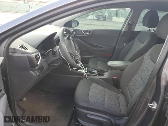 2019 Hyundai Ioniq Blue с VIN KMHC65LC4KU118543, выставлен на аукционе Copart как лот 78329614 с пробегом 102 062 миль миль и На запчасти • Non repairable. История ставок и продаж доступна на DreamBid. Изображение 7.