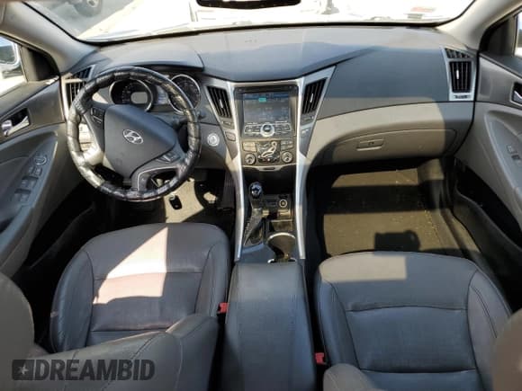✅ 2013 Hyundai Sonata Limited • VIN: KMHEC4A41DA085674 • Lot: 71118854. Listed on Copart with 146,567 mi. Free auction sales archive from the USA and detailed vehicle history report at DreamBid. Image 8.