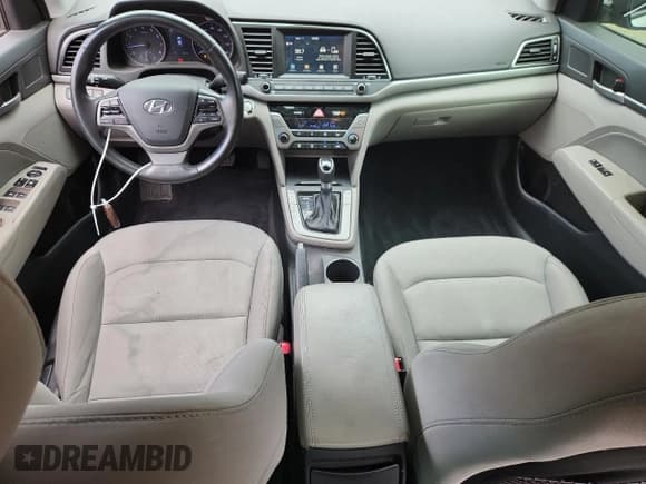 ✅ 2017 Hyundai Elantra SE • VIN: 5NPD84LF7HH011836 • Lot: 71721195. Listed on Copart with 66,610 mi. Free auction sales archive from the USA and detailed vehicle history report at DreamBid. Image 8.