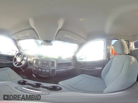 2013 Ram 1500 ST z VIN 1C6RR7FP5DS510436, wystawiony jako Copart lot #42298005 z przebiegiem 124 724 mil mil oraz Czysty tytuł • Clean title. Historia ofert i sprzedaży dostępna na DreamBid. Obrazek 12.