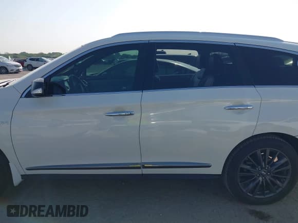 ✅ 2020 Infiniti QX60 Luxe • VIN: 5N1DL0MN7LC525683 • Лот: 42022763. Опубликован ранее на IAAI с пробегом 70 575 миль. Бесплатный доступ к архиву аукционных продаж из США и подробный отчёт об истории автомобиля на DreamBid. Изображение 14.