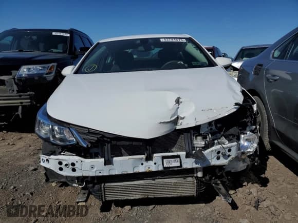 ✅ 2018 Chevrolet Cruze LS • VIN: 1G1BC5SM1J7227535 • Lot: 43744573. Listed on Copart with Not provided. Free auction sales archive from the USA and detailed vehicle history report at DreamBid. Image 5.