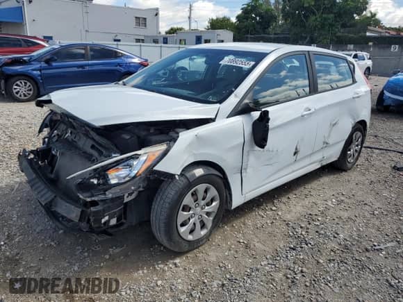 2016 Hyundai Accent SE with VIN KMHCT5AE0GU285731, listed as a Copart auction lot 70892555 with 86,392 mi miles and Clean title. Bid and sale history available at DreamBid. Image 1.
